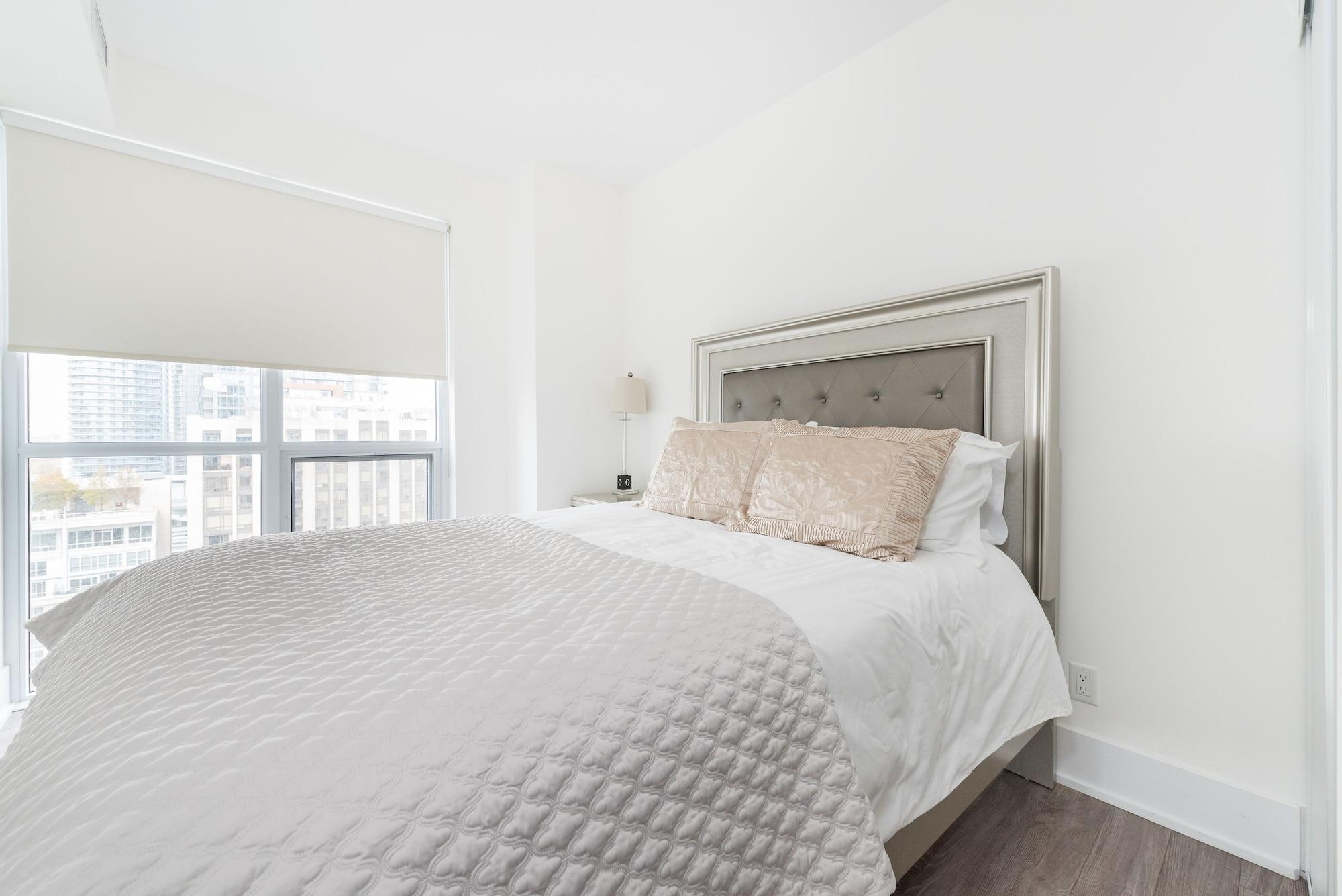 טורונטו Grand Royal Condos - Cn Tower מראה חיצוני תמונה