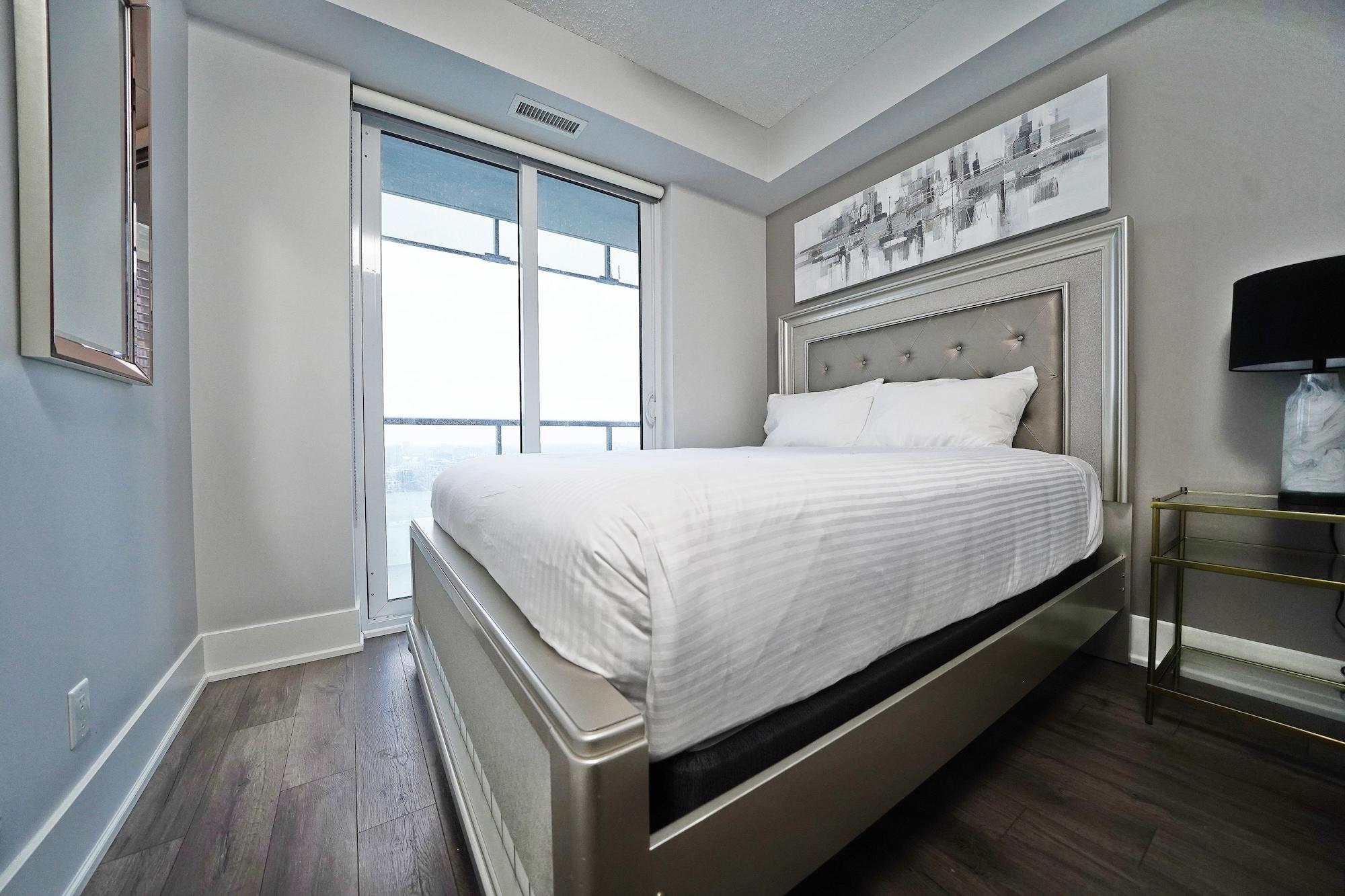 טורונטו Grand Royal Condos - Cn Tower מראה חיצוני תמונה
