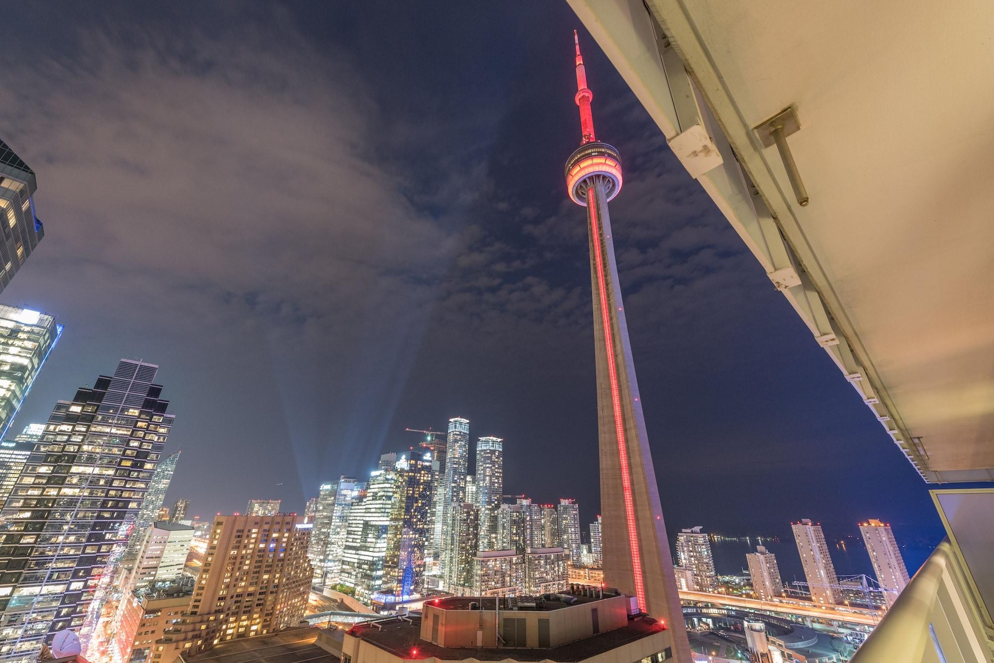 טורונטו Grand Royal Condos - Cn Tower מראה חיצוני תמונה
