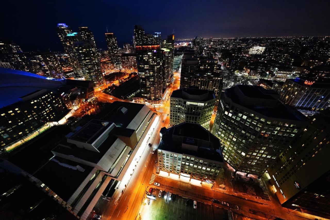 טורונטו Grand Royal Condos - Cn Tower מראה חיצוני תמונה