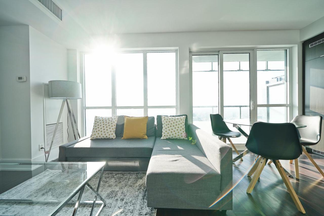 טורונטו Grand Royal Condos - Cn Tower מראה חיצוני תמונה