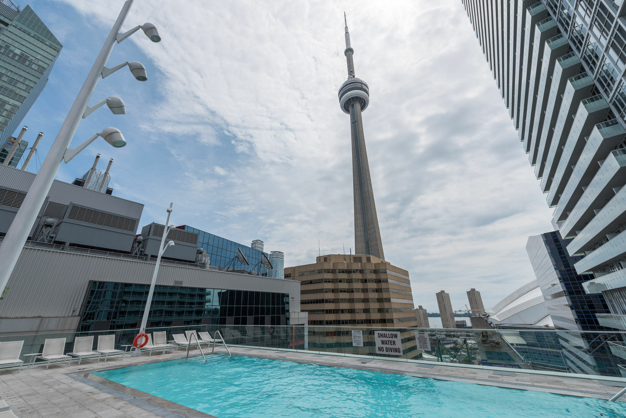 טורונטו Grand Royal Condos - Cn Tower מראה חיצוני תמונה